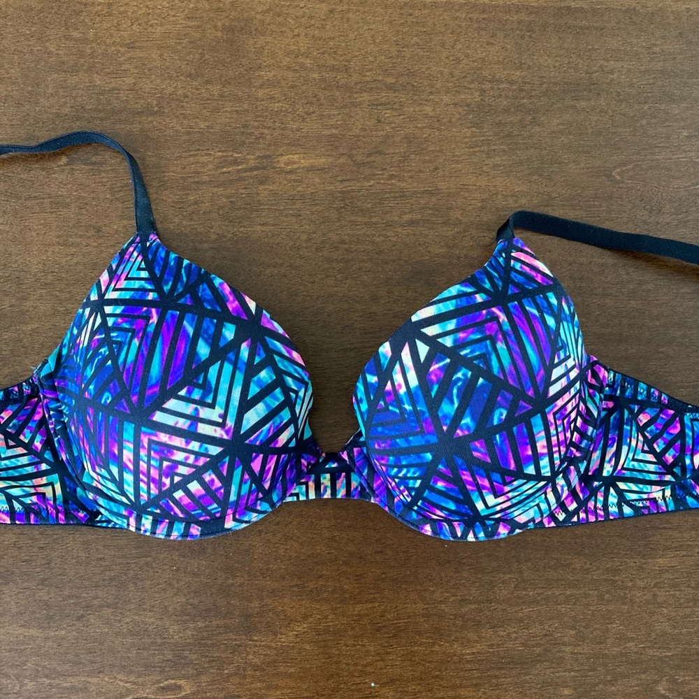 VS Pink Push-up Bra size:34B